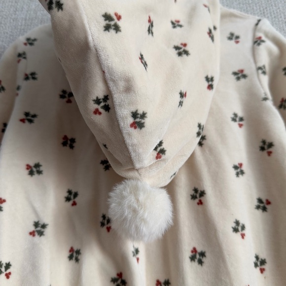 Quincy Mae Velour Cream Holly Berry Kids Zip Jumpsuit - Picture 4 of 5